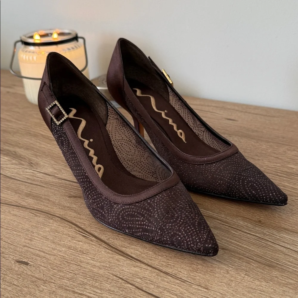 NINA Dark Brown Mesh Pointed 2.5” Heels w/tiny sequins, Size 5 - Picture 3 of 11